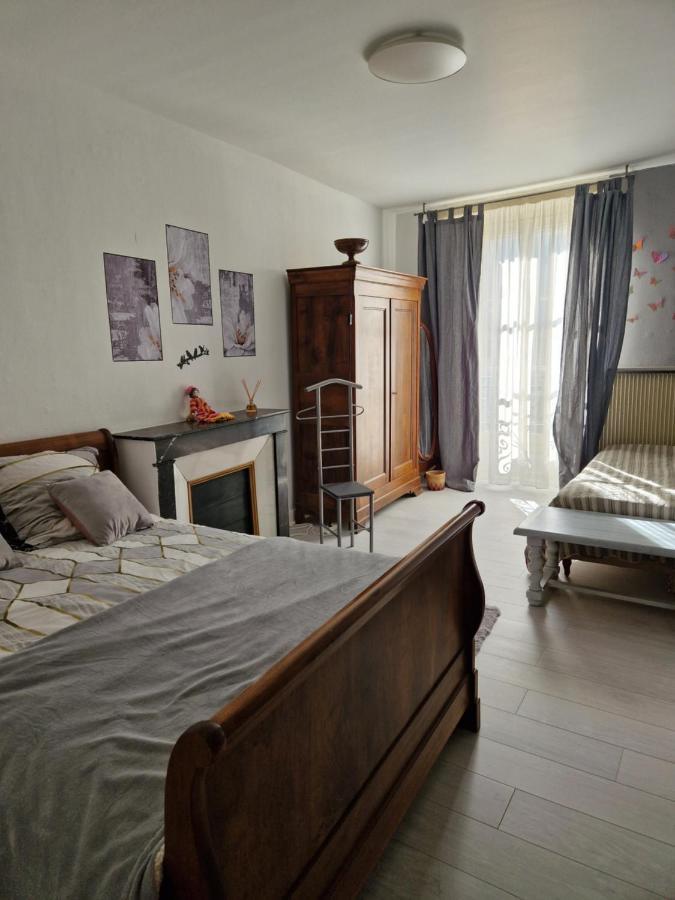 Appartement 120 M² Duplex Coeur Historique Au Calme Le Puy-en-Velay Экстерьер фото