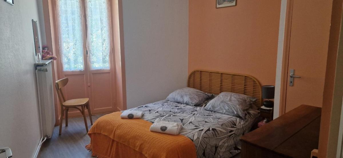 Appartement 120 M² Duplex Coeur Historique Au Calme Le Puy-en-Velay Экстерьер фото